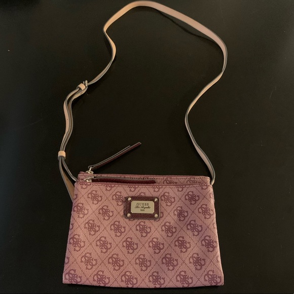 Guess Handbags - Guess Crossbody Handbag!!